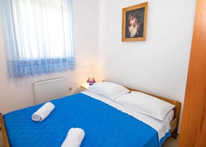 With Parking Space Baska, Krk - 23999 * 巴斯卡