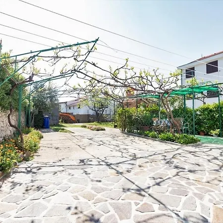 דירה With Parking Space Baska, Krk - 23999 *